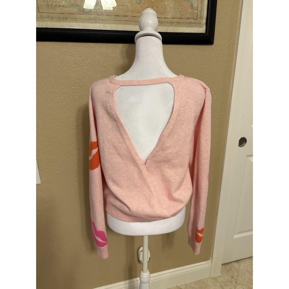 Witty Fox Pink Lips Long Sleeve, Open Back Sweater, V Neck, XL - Picture 3 of 8